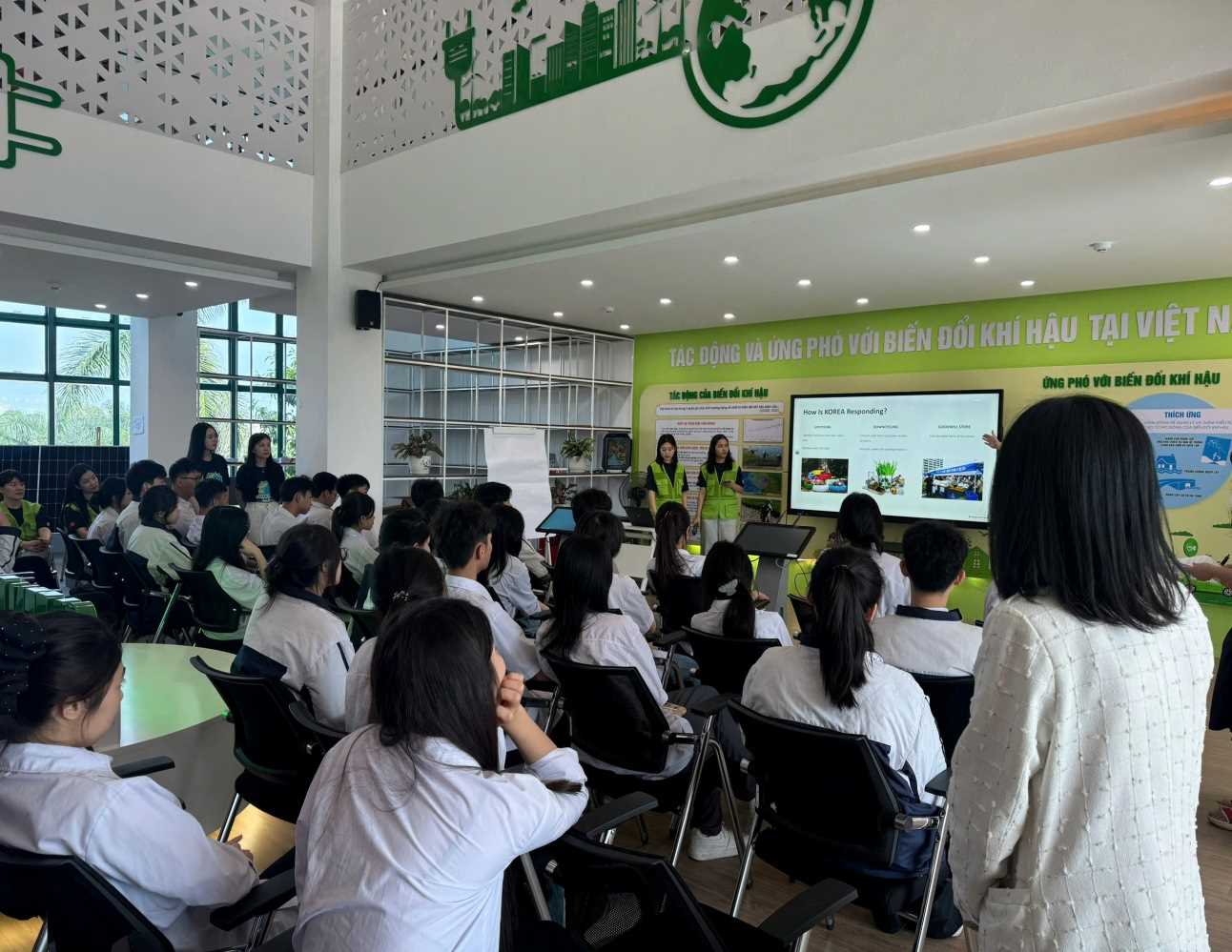 Biến đổi khí hậu – Hiểu biết và các biện pháp thích ứng 